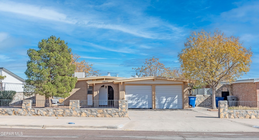 10032 Foothill Dr, El Paso, TX 79924 - photo 1