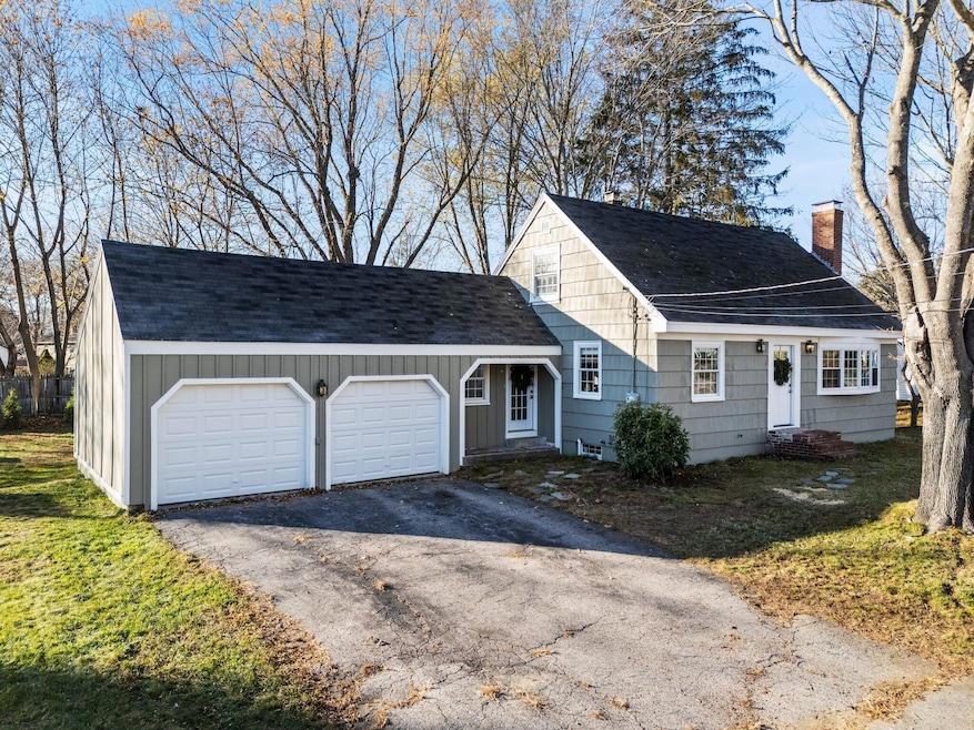 4 Jewett Rd, Cape Elizabeth, ME 04107 - photo 1