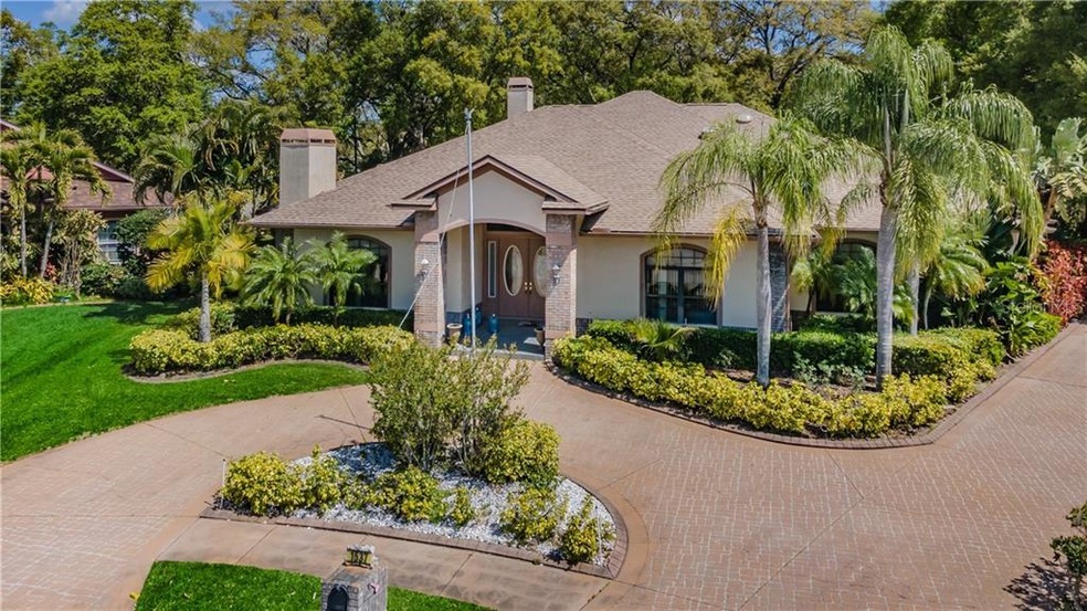 Estately in Palm Harbor!