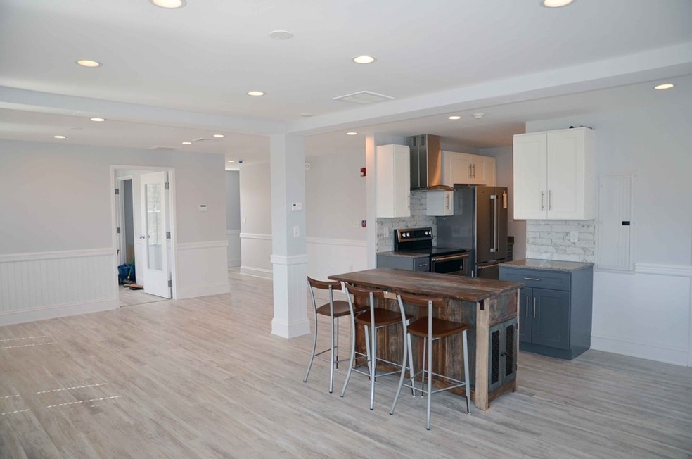 38 Washington St unit 2, Newburyport, MA 01950 - photo 1