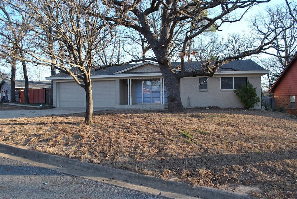 22 Circle Dr, Denison, TX 75021 - photo 1