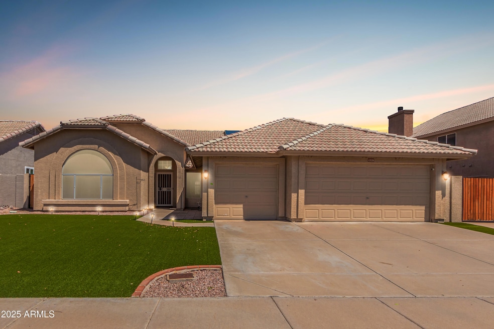 4226 E Rockledge Rd, Phoenix, AZ 85044 - photo 1