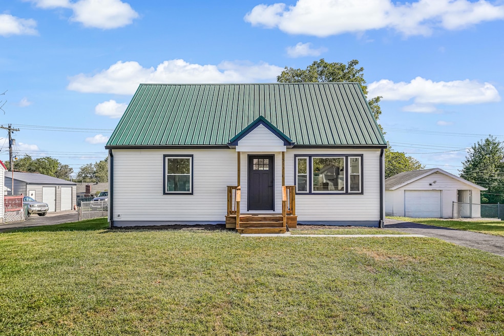 For Sale $329,900 • Co-Listing Agent