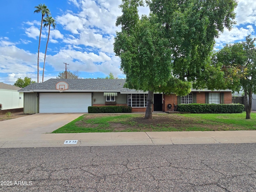 Sold $900,000 • Co-Listing Agent