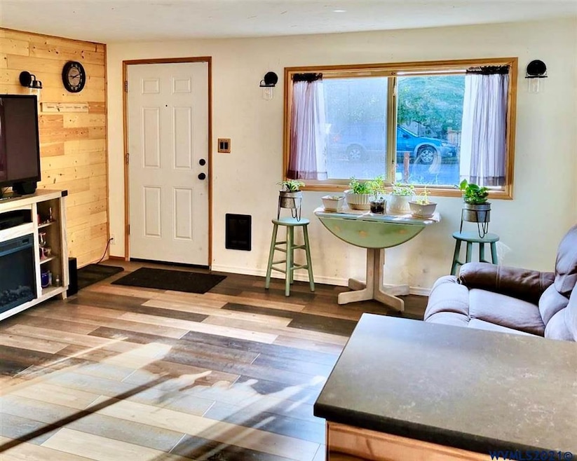 Sold $294,000 • Co-Listing Agent