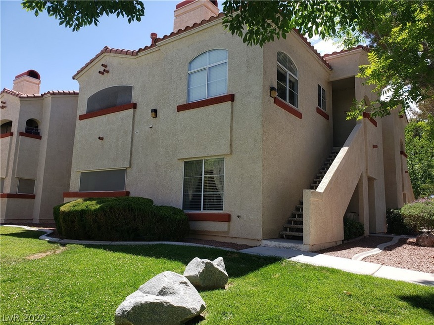 BUILDING 18, WITH COVERED PARKING SPACE & OPEN PAR
