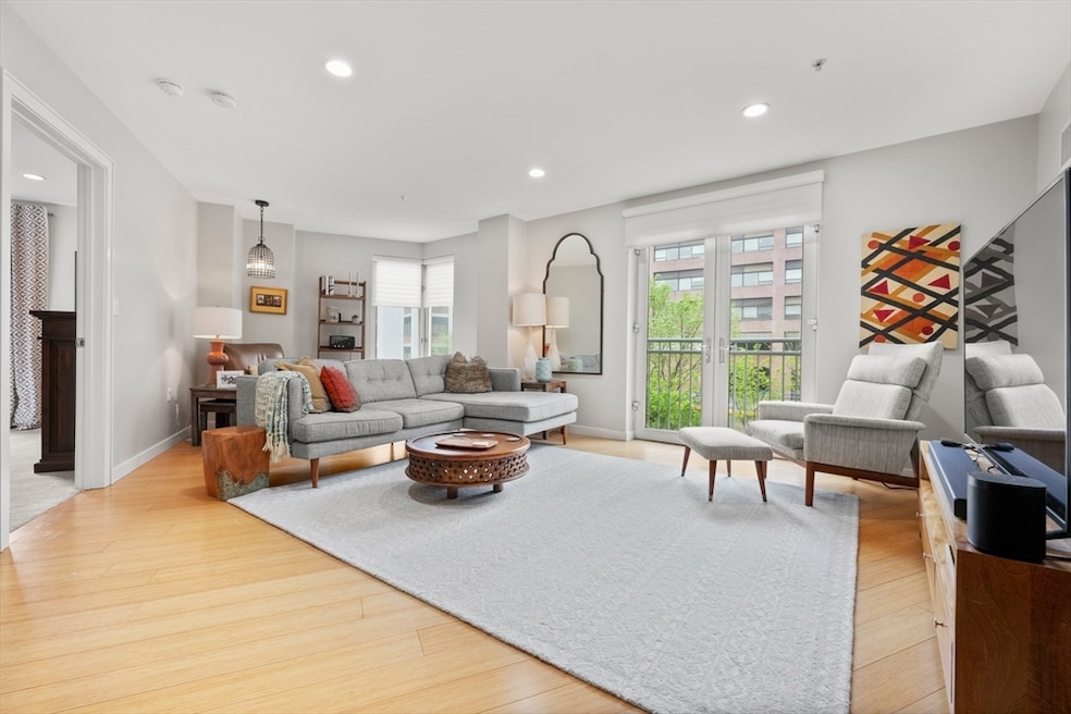 Audubon Park unit 307, Boston, MA 02215 - photo 1