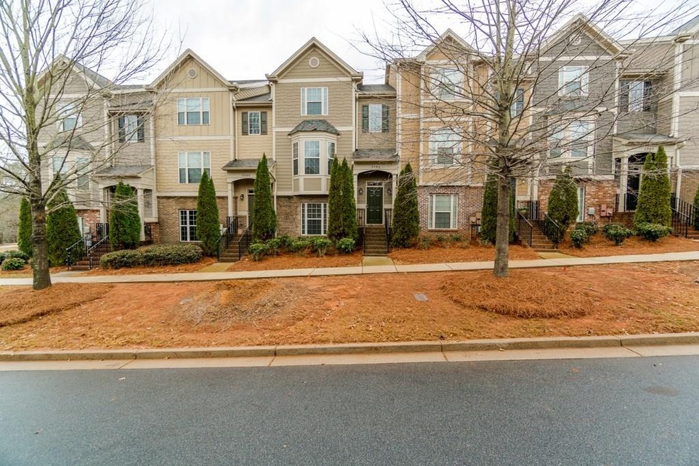 Fee simple townhome in great community!