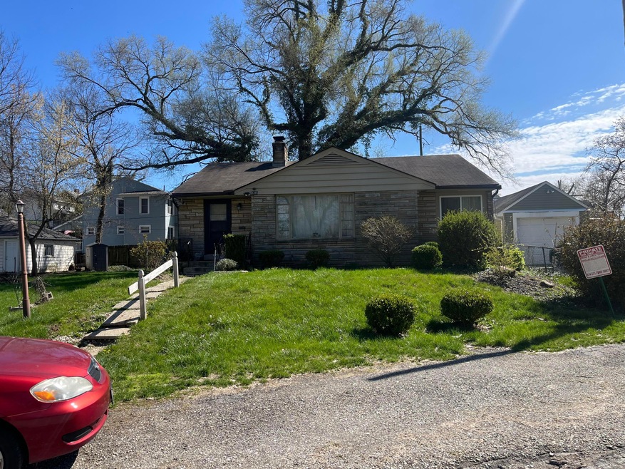 2395 Glenview Blvd, Columbus, OH 43204 - photo 1