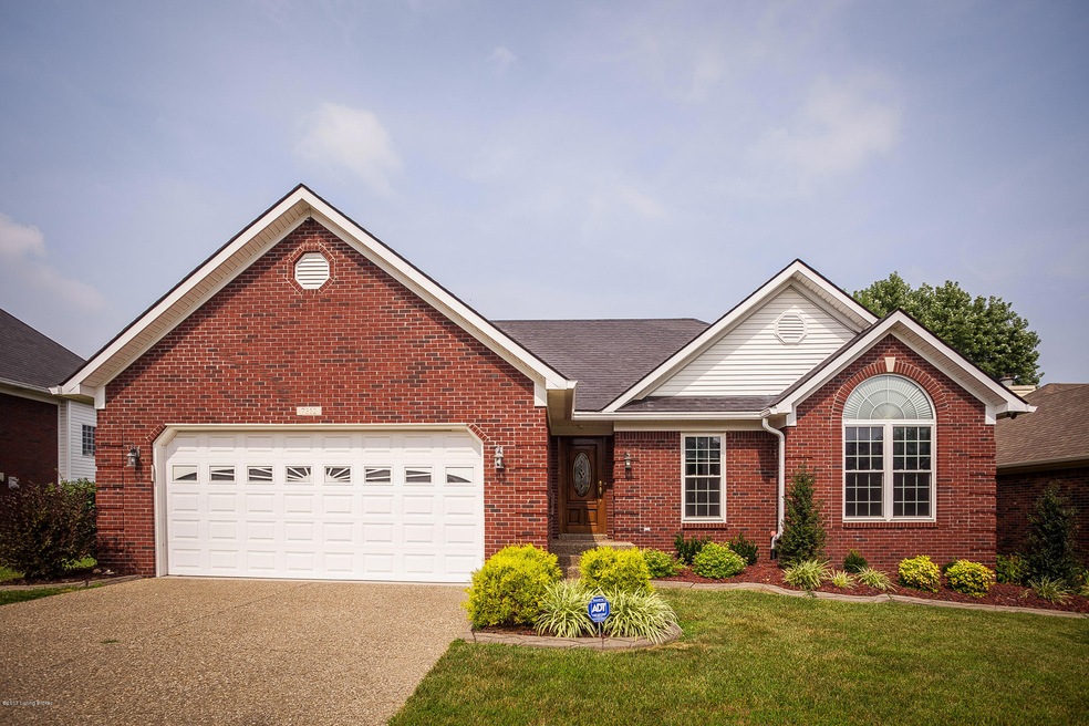 7312 Apple Mill Dr, Louisville, KY 40228 - photo 1