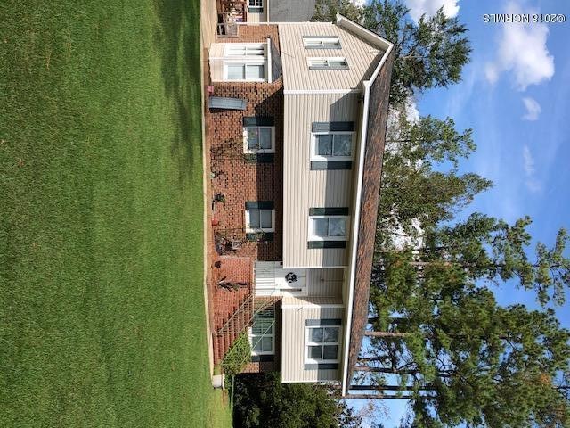 900 E Wilmington St, Burgaw, NC 28425 - photo 1