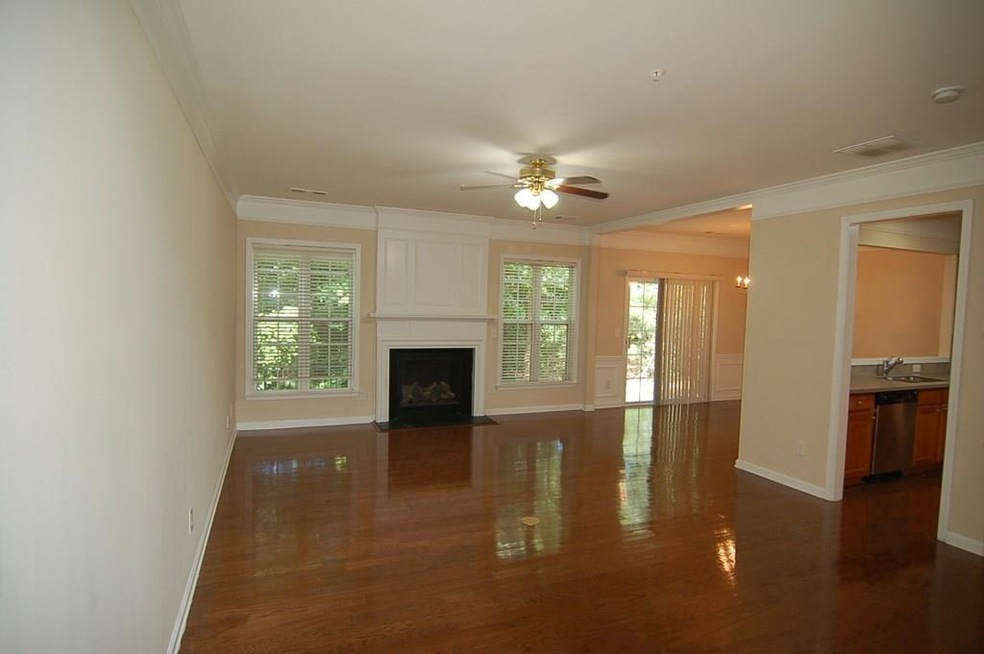 1410 Bellsmith Dr unit 1410, Roswell, GA 30076 - photo 1