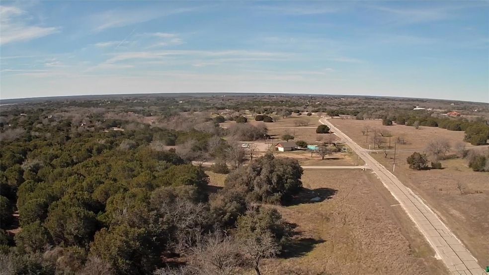 1042 White Bluff Dr, Whitney, TX 76692 - photo 1