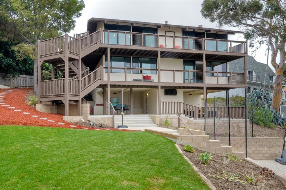 3950 Holly Brae Ln, Carlsbad, CA 92008 - photo 1