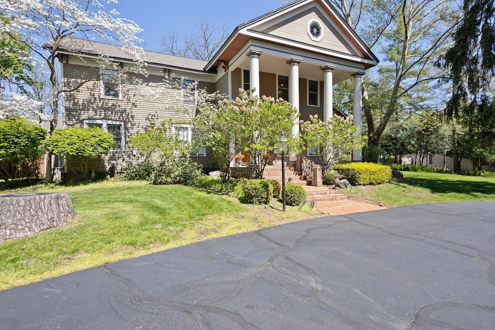602-N-Kalamazoo-Ave-Marshall-MI-49068-Wi