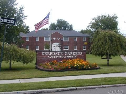 251-31 61st Ave unit Upper, Little Neck, NY 11362 - photo 1