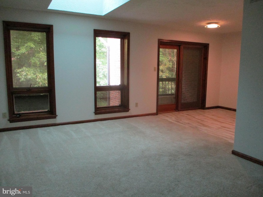 44691 White Oak Ct unit 511, California, MD 20619 - photo 1