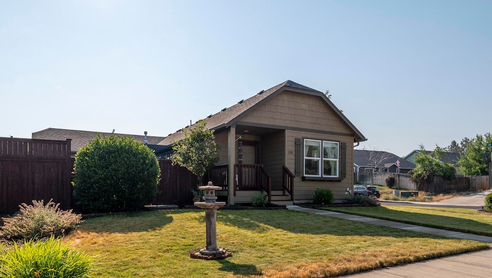 288 SW 35th St, Redmond, OR 97756 - photo 1