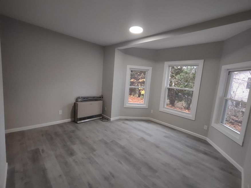 99 Chestnut St unit 3, Claremont, NH 03743 - photo 1