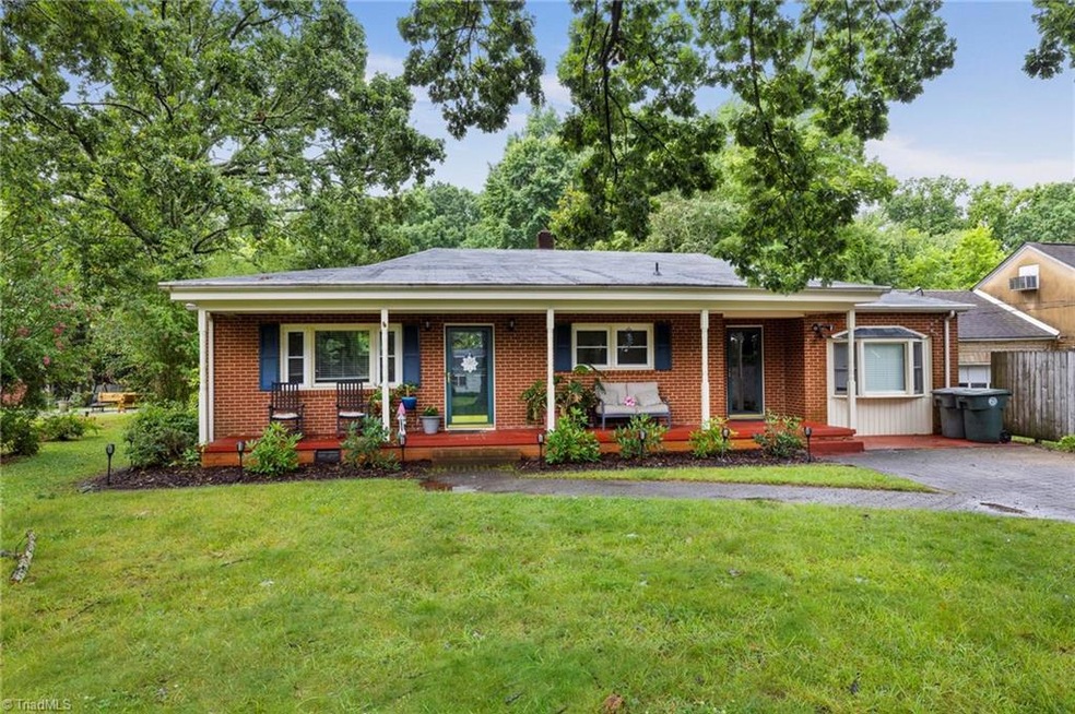 213 Springwood Rd, Asheboro, NC 27205 - photo 1