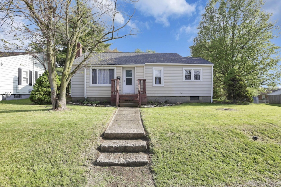 119 Highland Ave, Circleville, OH 43113 - photo 1