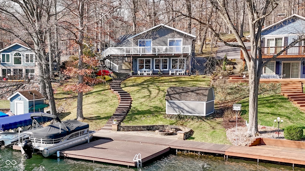 Sold $800,000 • Co-Listing Agent