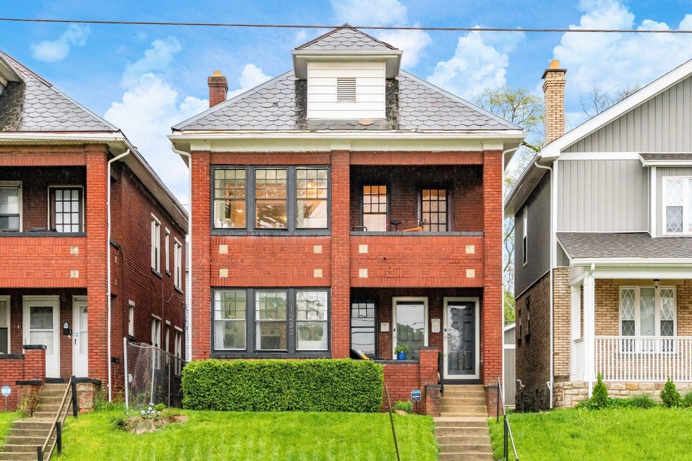 1233 E Livingston Ave unit A/B, Columbus, OH 43205 - photo 1