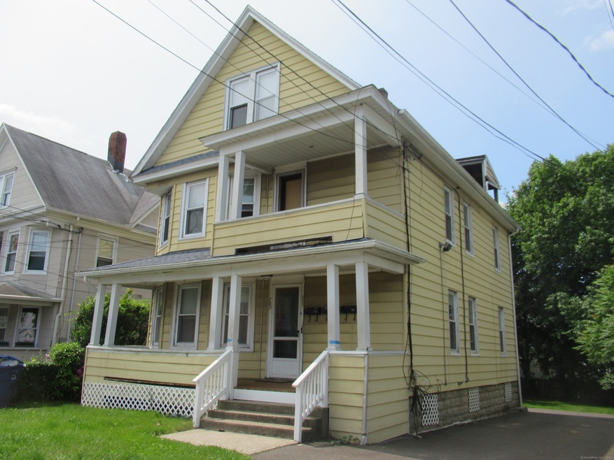 783 Brewster St unit 1st Floor, Bridgeport, CT 06605 - photo 1