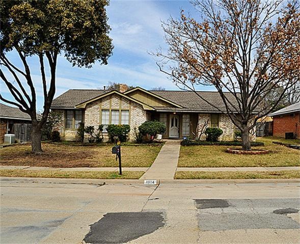 Welcome to 1814 Green Ridge Drive!