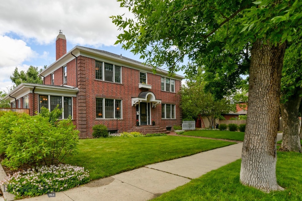 For Sale $1,275,000