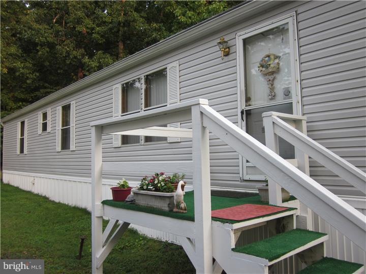 81 Mapleleaf Dr, Sellersville, PA 18960 - photo 1