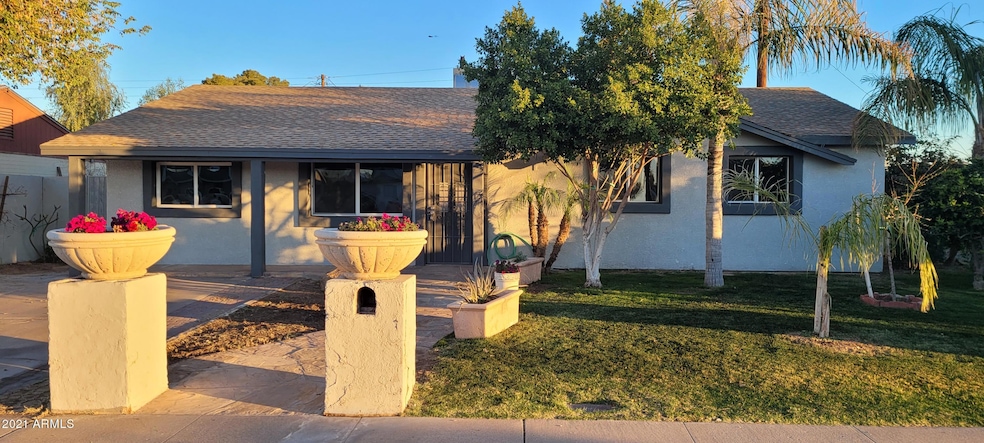 7914 W Clarendon Ave, Phoenix, AZ 85033 - photo 1