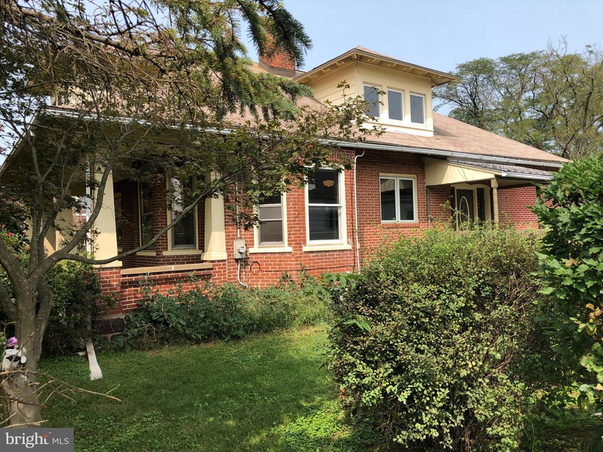 607 Main St, East Greenville, PA 18041 - photo 1