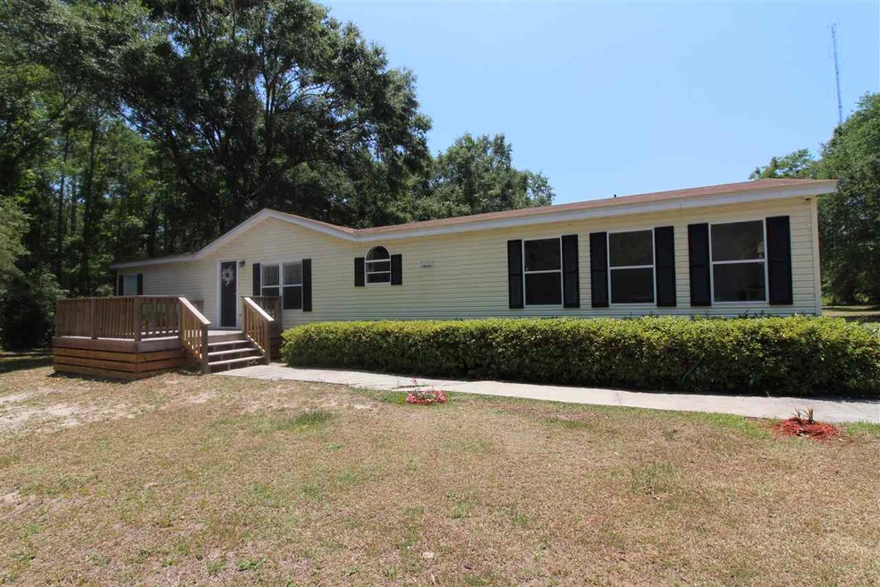 172 Longleaf Dr, Crawfordville, FL 32327 - photo 1