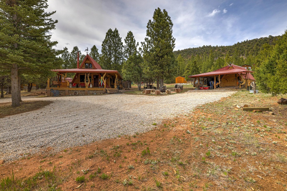 825 East Aspen Meadow Hatch UT 84735 USA