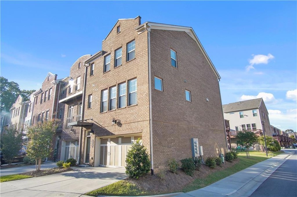 3 level end-unit townhome