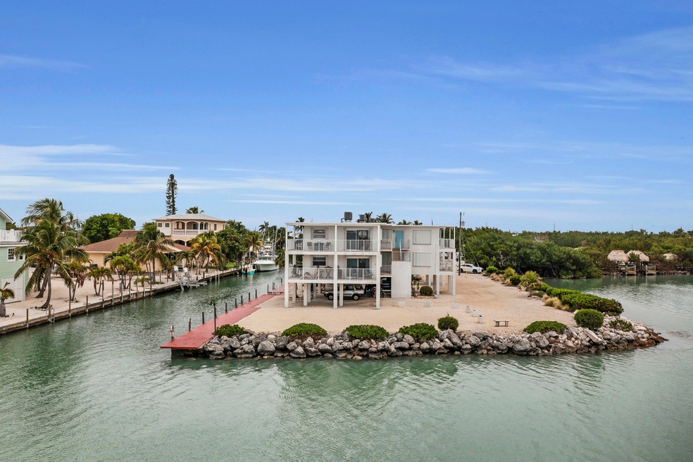 OCEAN FRONT UNIT
