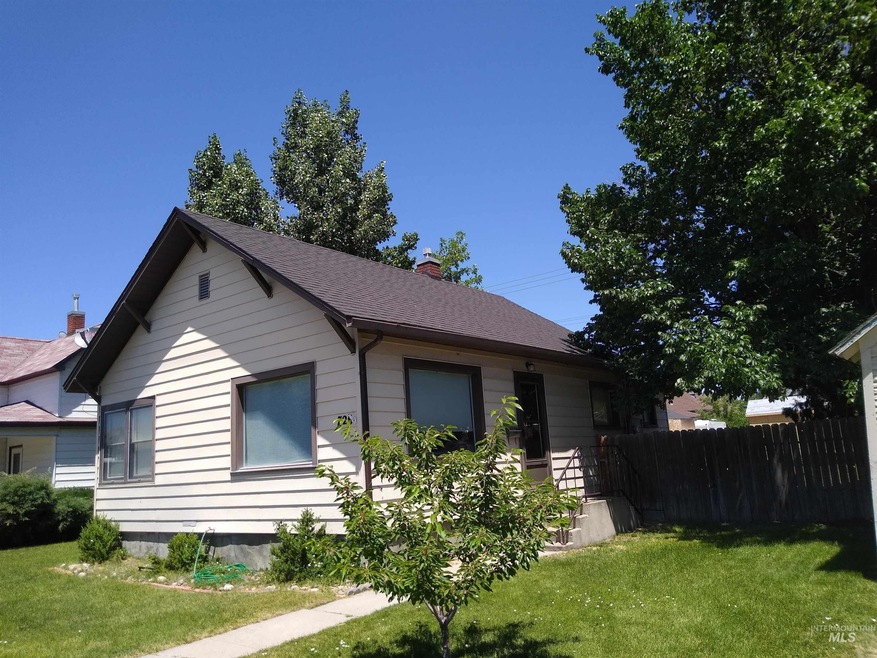 Sold • Co-Listing Agent