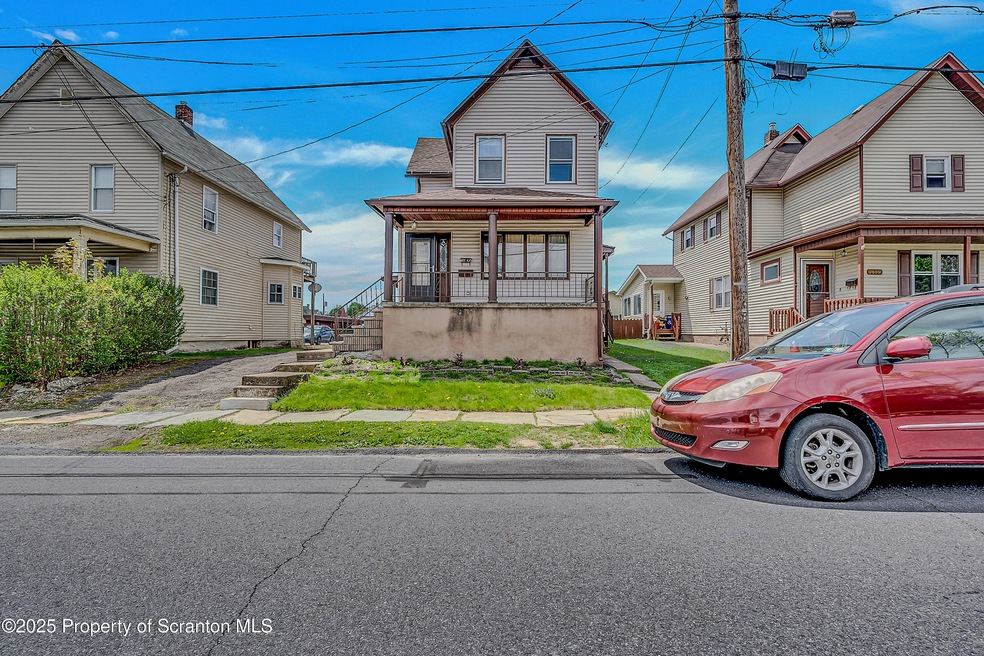 1605 Bulwer St, Scranton, PA 18504 - photo 1