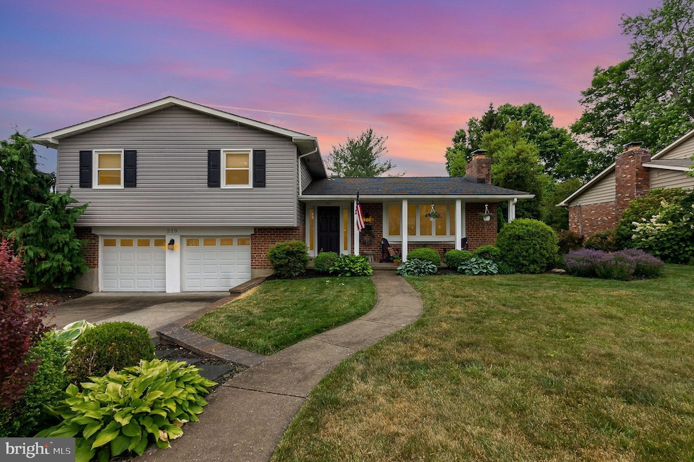 Sold $635,000 • Co-Listing Agent