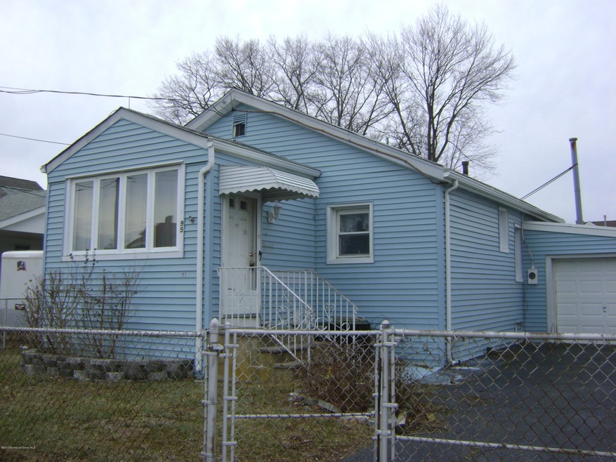 95 Myrtle Ave, Keansburg, NJ 07734 - photo 1