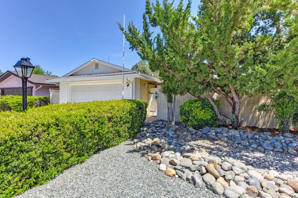 7013 Brookcrest Way, Citrus Heights, CA 95621 - photo 1