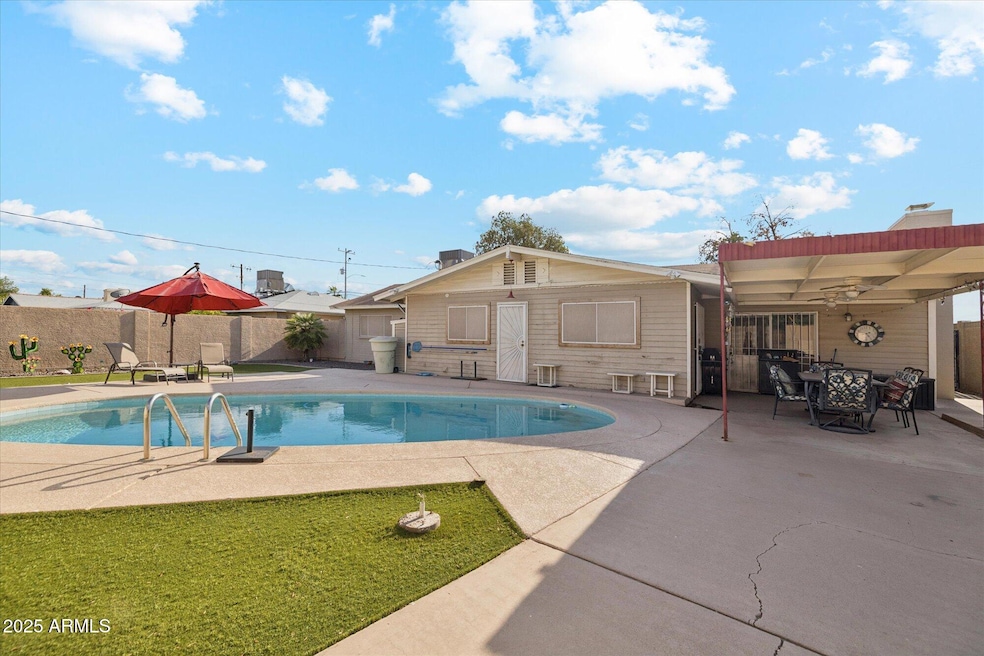 Under Contract $494,999