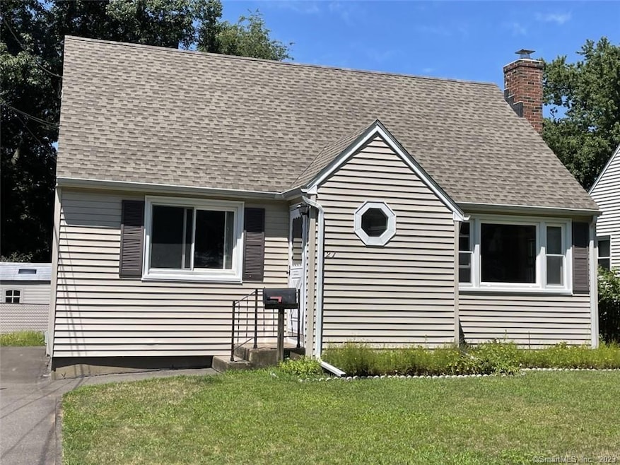 127 Elam St, New Britain, CT 06053 - photo 1