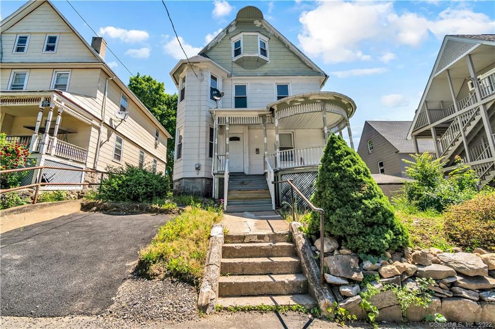 96 Chestnut Ave, Waterbury, CT 06710 - photo 1