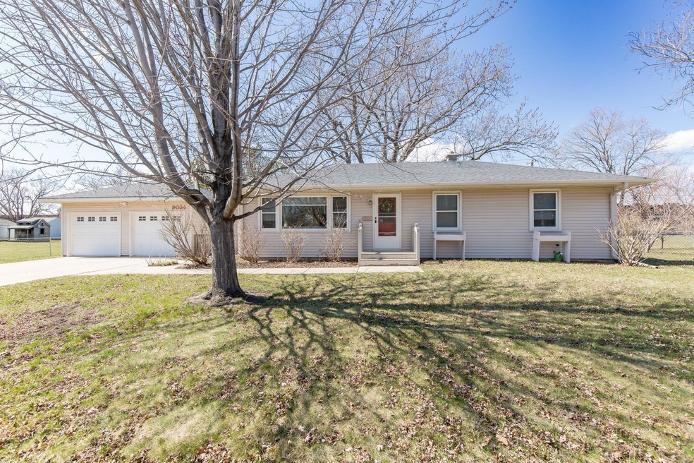 9034 Fremont Ave S, Bloomington, MN 55420 - photo 1