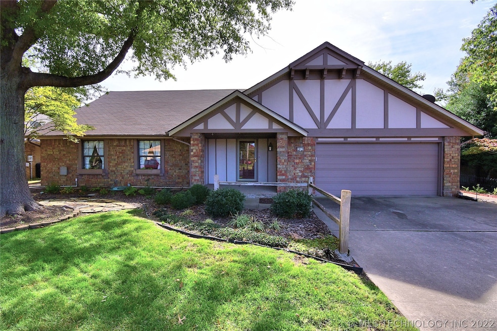 Beautiful & Move-in Ready! Brick Ranch in Country