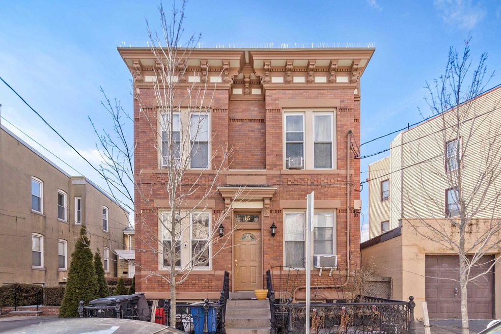 115 Maple St unit 2L, Weehawken, NJ 07086 - photo 1