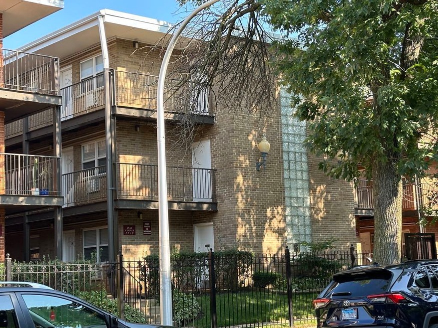 4543 N Dover St unit 2F, Chicago, IL 60640 - photo 1