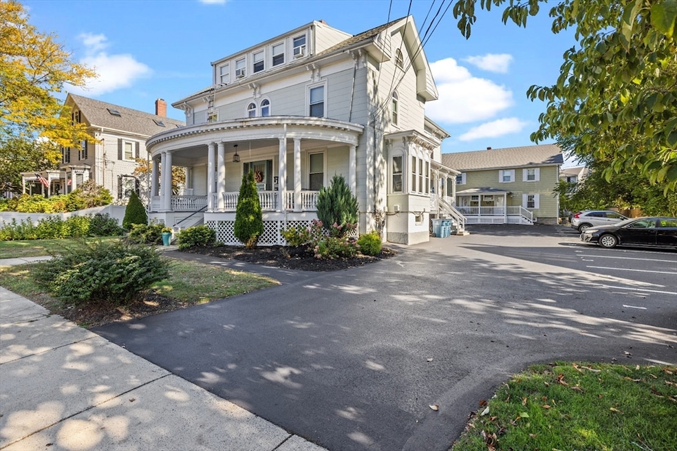 For Rent $1,725/month